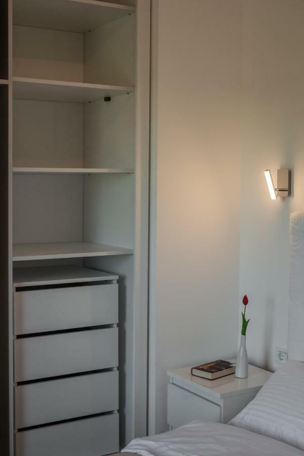 Apartments Steel Residence- Tesla Drive Experience Тимишоара Номер фото